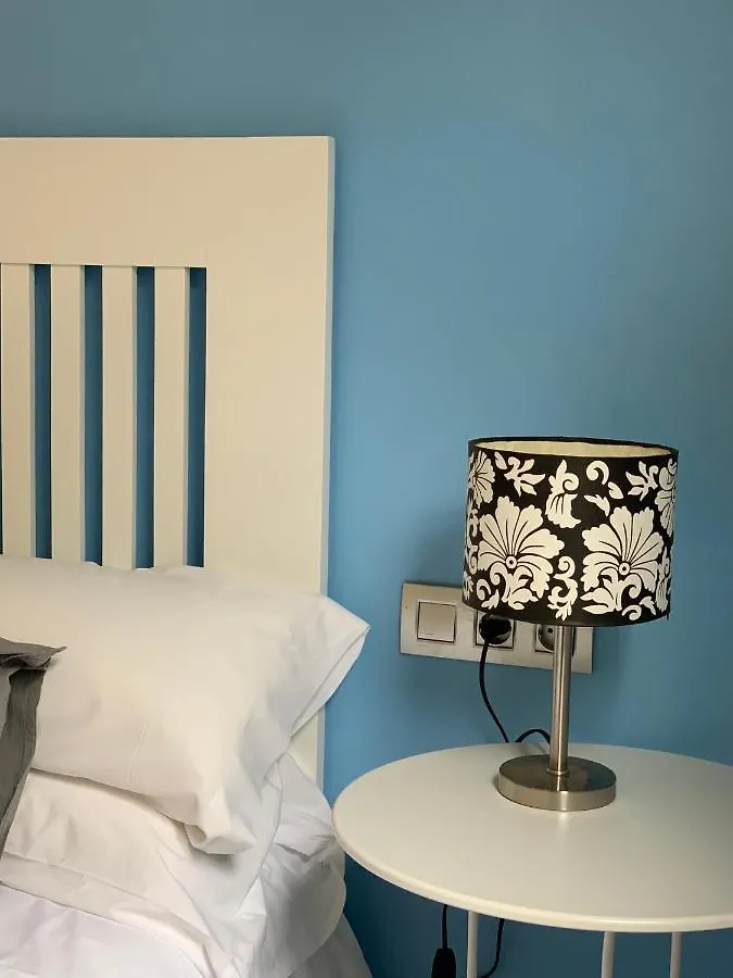 Apartaments El Cine Roses