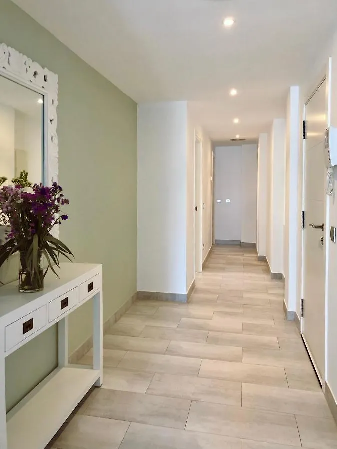 Apartaments El Cine Roses 0*,  Spain